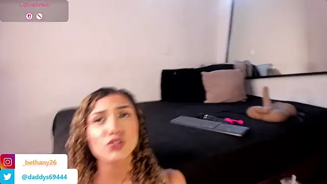 Daddysgirl1  online show from March 2, 10:27 pm