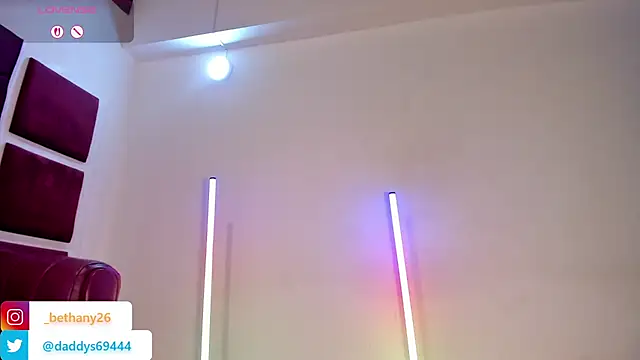 Daddysgirl1  online show from March 10, 8:36 pm