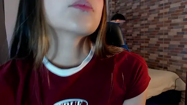 NicoleHaley online show from January 17, 1:43 am