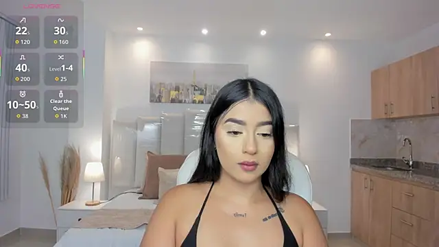 amelie jhons online show from May 14, 11:33 pm