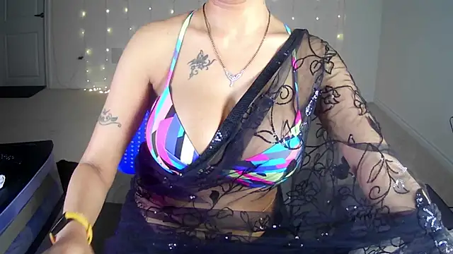 roma indobong temptress online show from June 10, 6:18 pm