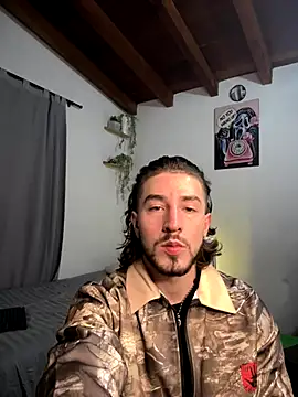 Valentino Xander online show from December 21, 1:24 am