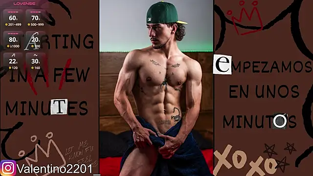 Snapshot of Valentino_Xander chatting on August 1, 12:10 am Valentino Xander online show from August 1, 12:10 am