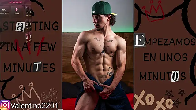 Snapshot of Valentino_Xander chatting on August 7, 4:58 am Valentino Xander online show from August 7, 4:58 am