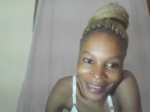 Sweetpetite254 online show from February 9, 1:00 am