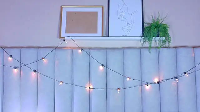 EngelStone online show from December 5, 7:32 pm