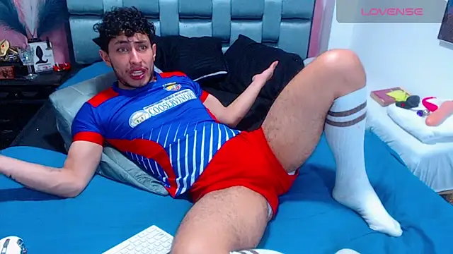 Piggy Eddy online show from December 11, 12:54 am