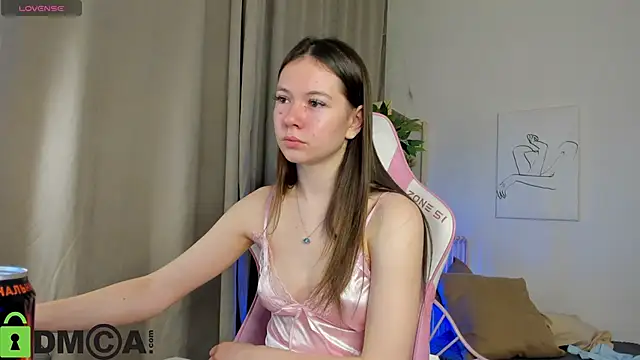 Snapshot of Nicole_Charm chatting on October 20, 9:04 pm Nicole Charm online show from October 20, 9:04 pm