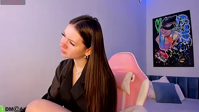 Snapshot of Nicole_Charm chatting on April 23, 12:12 am Nicole Charm online show from April 23, 12:12 am