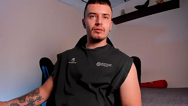 james connor2 online show from January 8, 7:38 pm