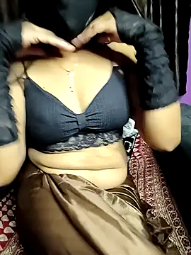 sexy-mohini online show from February 7, 7:06 pm