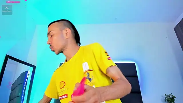 steven hott8 online show from March 2, 7:45 pm