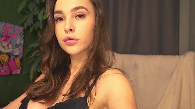 tati  20 online show from March 15, 8:54 pm