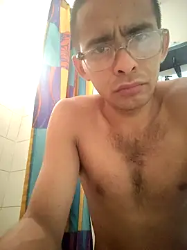 Snapshot of VL25DN26 chatting on April 19, 3:44 pm VL25DN26 online show from April 19, 3:44 pm