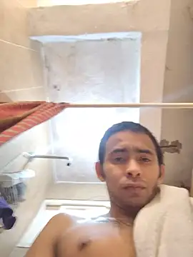 Snapshot of VL25DN26 chatting on May 28, 4:48 pm VL25DN26 online show from May 28, 4:48 pm