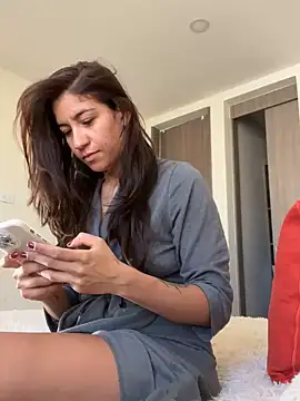 ValeriEvan online show from December 22, 1:55 pm