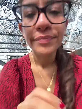 Snapshot of ValeriEvan chatting on February 26, 8:19 pm ValeriEvan online show from February 26, 8:19 pm