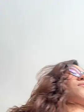 ValeriEvan online show from June 1, 7:04 pm