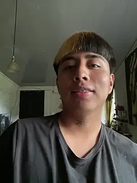 Snapshot of FlpGmz chatting on September 23, 5:49 pm FlpGmz online show from September 23, 5:49 pm