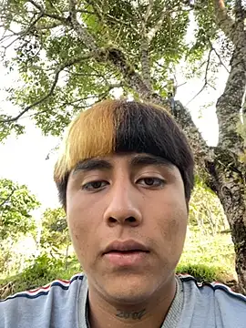 Snapshot of FlpGmz chatting on October 27, 9:08 pm FlpGmz online show from October 27, 9:08 pm