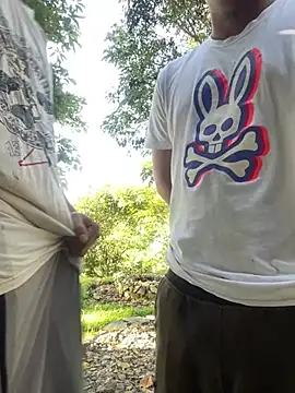 Snapshot of FlpGmz chatting on March 16, 9:52 pm FlpGmz online show from March 16, 9:52 pm