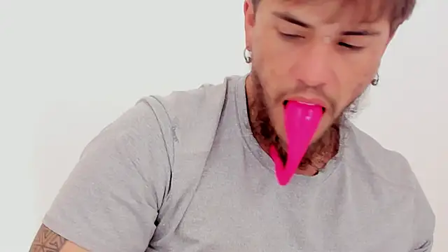 Beard xox online show from October 13, 9:04 pm