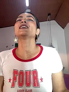 Snapshot of Cleopatracute_ chatting on January 22, 1:42 pm Cleopatracute online show from January 22, 1:42 pm