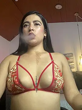 Snapshot of Cleopatracute_ chatting on February 10, 2:59 pm Cleopatracute online show from February 10, 2:59 pm