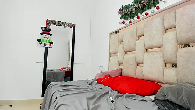 Saraa lov online show from December 3, 10:39 am