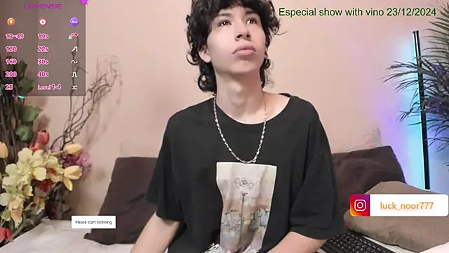 Snapshot of luck_noor7 chatting on December 14, 5:03 pm luck noor7 online show from December 14, 5:03 pm