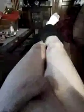 udoschreiber110265 online show from January 6, 8:14 am