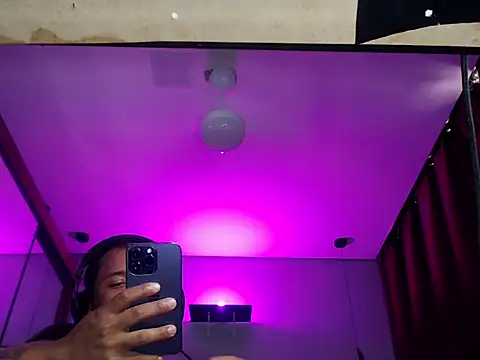 Ale Mineiro online show from March 15, 9:48 am