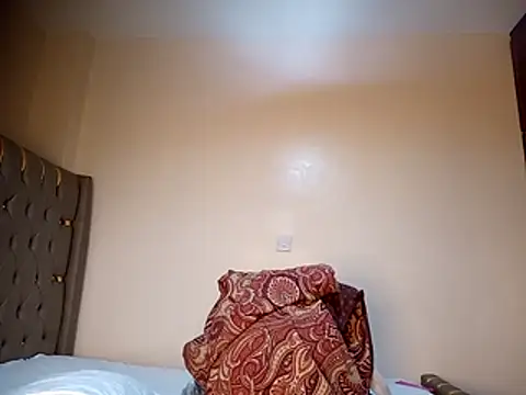 Snapshot of Pretty_tiffany chatting on November 22, 10:36 am Pretty tiffany online show from November 22, 10:36 am