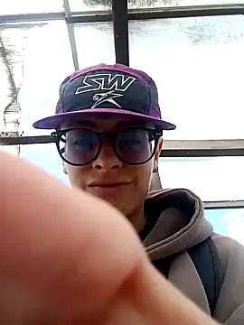 Cuervo maniaco online show from January 15, 4:21 pm