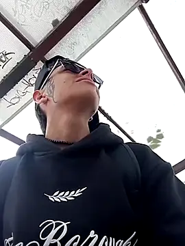 Cuervo maniaco online show from January 30, 3:40 pm