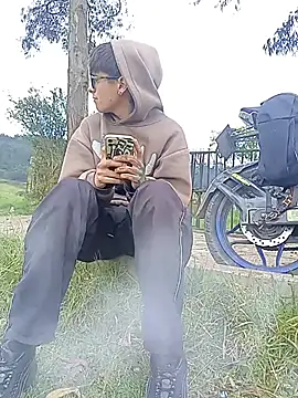 Cuervo maniaco online show from November 25, 3:01 pm