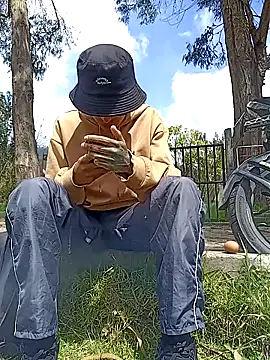 Cuervo maniaco online show from February 10, 4:00 pm