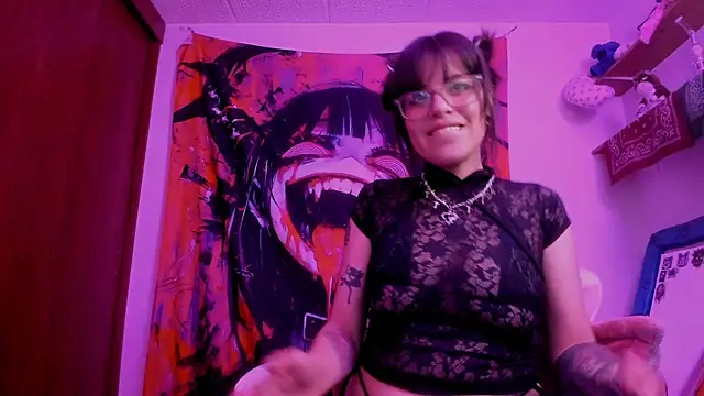 Lucyfx666 online show from June 6, 7:35 am