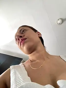 AnnbellaRosse online show from September 25, 6:44 pm