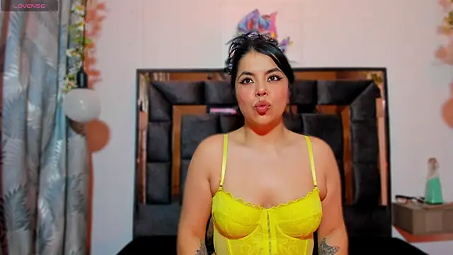 Snapshot of AmbeerBecker chatting on September 24, 1:31 am AmbeerBecker online show from September 24, 1:31 am