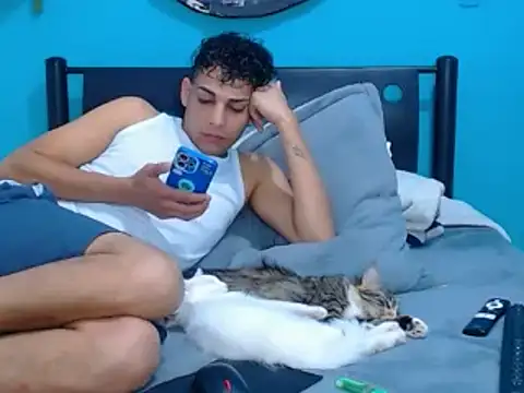 Dirtymatthew online show from March 19, 12:37 am