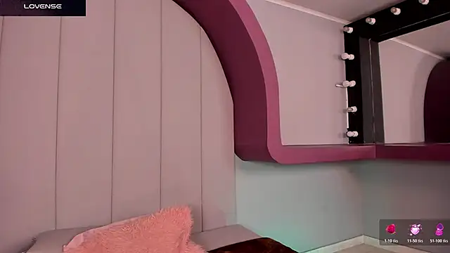 morganlake  online show from November 26, 12:33 am