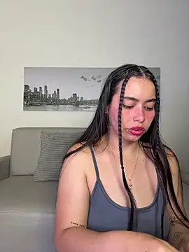 SophieRoyals online show from June 26, 12:53 pm