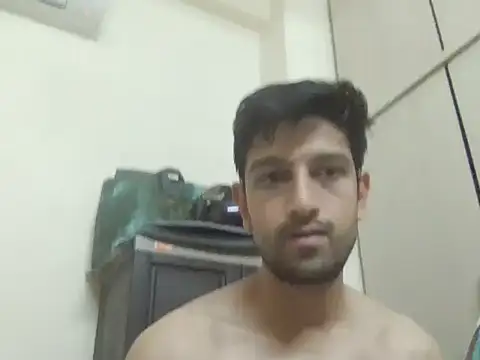 Snapshot of arjun_077 chatting on May 31, 12:01 pm arjun 077 online show from May 31, 12:01 pm