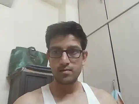 Snapshot of arjun_077 chatting on June 2, 5:04 pm arjun 077 online show from June 2, 5:04 pm