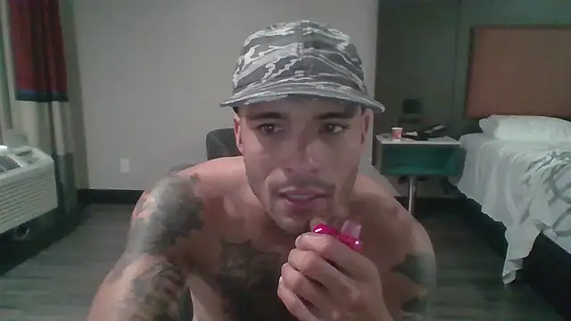 JohnnyDeep187 online show from April 7, 5:02 pm