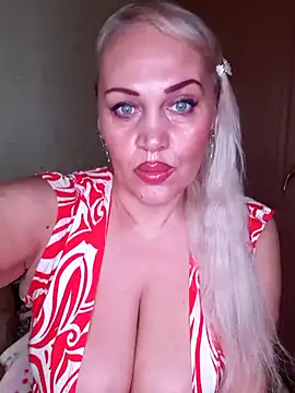 IsabellaBoni online show from December 6, 7:21 am