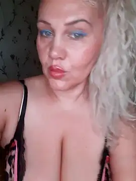 IsabellaBoni online show from October 25, 6:21 am