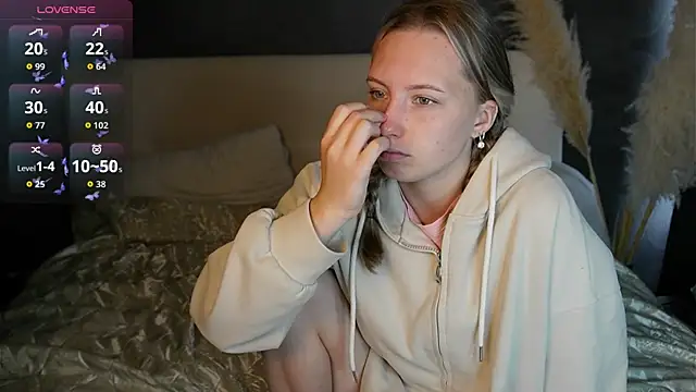 bubble bbb online show from October 12, 4:11 am