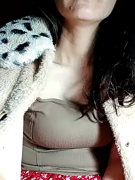 Snapshot of Cute20love20 chatting on December 9, 7:39 pm Cute20love20 online show from December 9, 7:39 pm